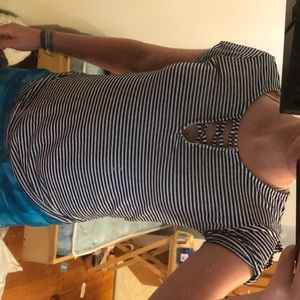 Black and white lace up tee